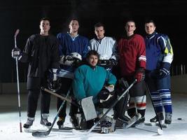 time de jogadores de hóquei no gelo foto