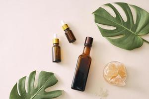 cosméticos natureza skincare e óleo essencial aromaterapia .organic ciência natural beleza produto .herbal medicina alternativa. brincar. foto