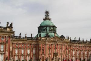 o novo palácio do parque real de sanssouci em potsdam, alemanha foto