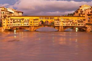 ponte vecchio, florença, itália foto