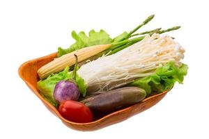 cogumelo japonês com legumes foto