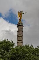 paris, frança, 2022 - edifício histórico em paris frança foto