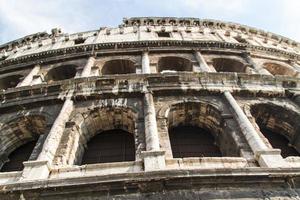 o Coliseu, em Roma, Itália foto