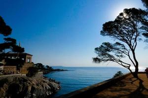 vista das falésias da costa brava catalã foto