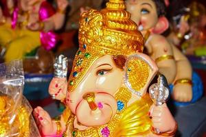 feliz ganesh chaturthi, deus hindu ganesha. foto