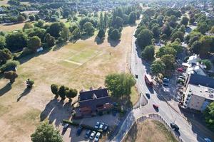 vista aérea do campo de críquete no parque público local de hemel hempstead inglaterra grã-bretanha foto