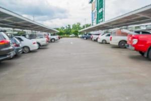 carros no estacionamento foto