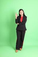 mulher asiática de negócios foto