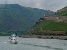 ruedesheim no rio reno foto