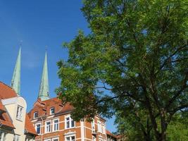 luebeck, alemanha, 2020 - a cidade de luebeck no mar báltico na alemanha foto