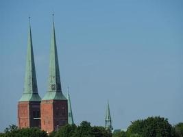 luebeck, alemanha, 2020 - a cidade de luebeck no mar báltico na alemanha foto