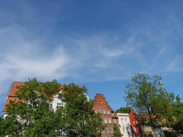 luebeck, alemanha, 2020 - a cidade de luebeck no mar báltico na alemanha foto