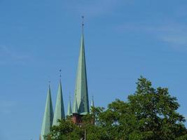 luebeck, alemanha, 2020 - a cidade de luebeck no mar báltico na alemanha foto