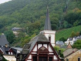 o rio reno perto de bingen foto