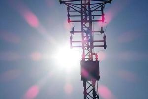 torres metálicas para transporte de eletricidade, obras de engenharia foto