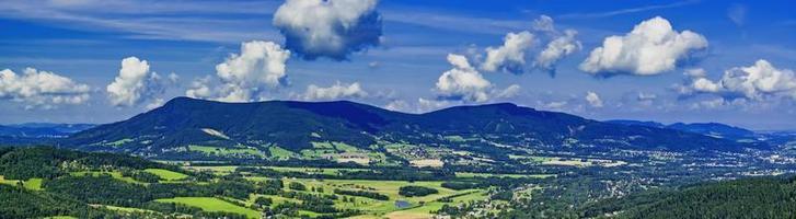 panorama das montanhas beskydy foto