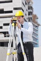 arquiteto no canteiro de obras foto