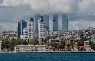 Istambul vista da cidade do Bósforo foto