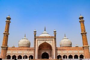 detalhe arquitetônico da mesquita jama masjid, antiga delhi, índia, a arquitetura espetacular da mesquita jama masjid em delhi 6 durante a temporada de ramzan, a mesquita mais importante da índia foto