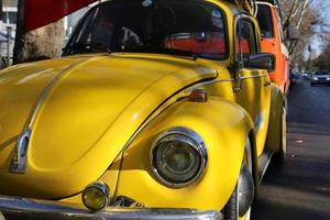 carro amarelo carros volkswagen classic stock foto