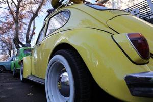 carro amarelo carros volkswagen classic stock foto