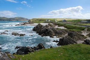 vista do castelo carrickabraghy donegal irlanda foto