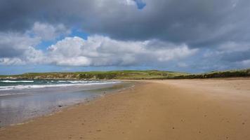 Leenakeel Bay Beach Dongal Irlanda foto