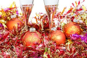 óculos em decorações de natal laranja close-up foto