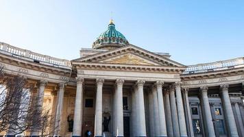 fachada da catedral de kazan em são petersburgo foto