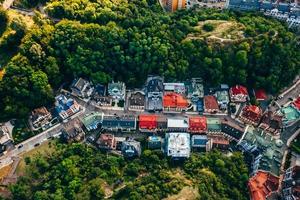 vista panorâmica aérea para a descida de andreevsky foto