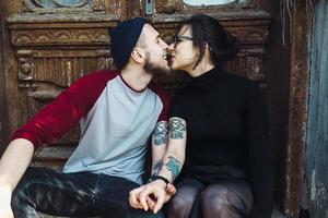 jovem casal lindo foto