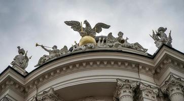 viena, áustria, 2014. hofburg em holdenplatz em viena foto