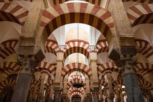 colunas da catedral mesquita de córdoba