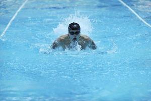 retrato de nadador masculino foto