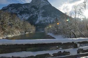 paisagem de inverno montanha foto