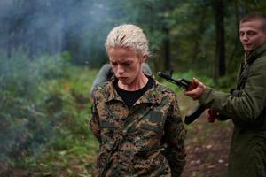 terroristas foi capturar mulher soldado viva foto