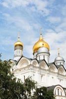 catedral do arcanjo em moscou kremlin foto