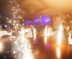 linda dança de casamento foto