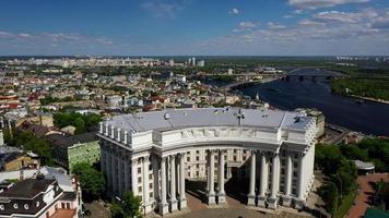vista aérea da praça sofia e da praça mykhailivska foto