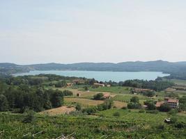 lago di viverone lago na itália foto