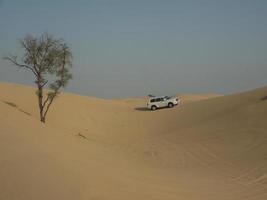 a cidade de abu dhabi foto