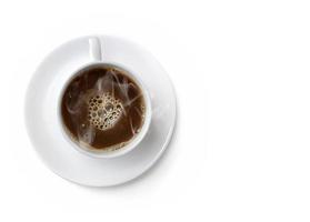 vista superior de xícara de café isolada em branco foto