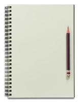 caderno espiral e lápis isolado no branco
