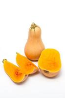 isolar a fruta butternut foto