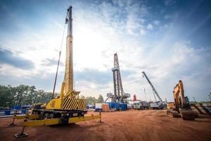 plataforma de perfuração de petróleo e gás. operação de plataforma de perfuração de petróleo na plataforma de petróleo na indústria de petróleo e gás. sistema de acionamento superior da plataforma de perfuração. foto