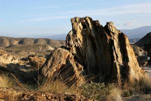 bordas de pedra nas tabernas do deserto foto