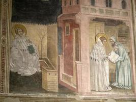 padova, itália - 23 de abril de 2022 - igreja eremitani em padova restauradas pinturas mantegna foto