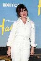 los angeles, 9 de maio - natasha leggero na exibição de estréia da segunda temporada de hacks no directors guild of america em 9 de maio de 2022 em los angeles, ca foto