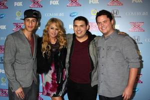 los angeles, 4 de novembro - carlito olivero, paulina rubio, carlos guevara, tim olstad na festa x factor top 12 de 2013 no sls hotel em 4 de novembro de 2013 em beverly hills, ca foto