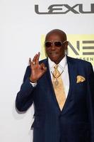 los angeles, 5 de fevereiro - lou gossett jr no 47º prêmio naacp image chega ao auditório cívico de pasadena em 5 de fevereiro de 2016 em pasadena, ca foto